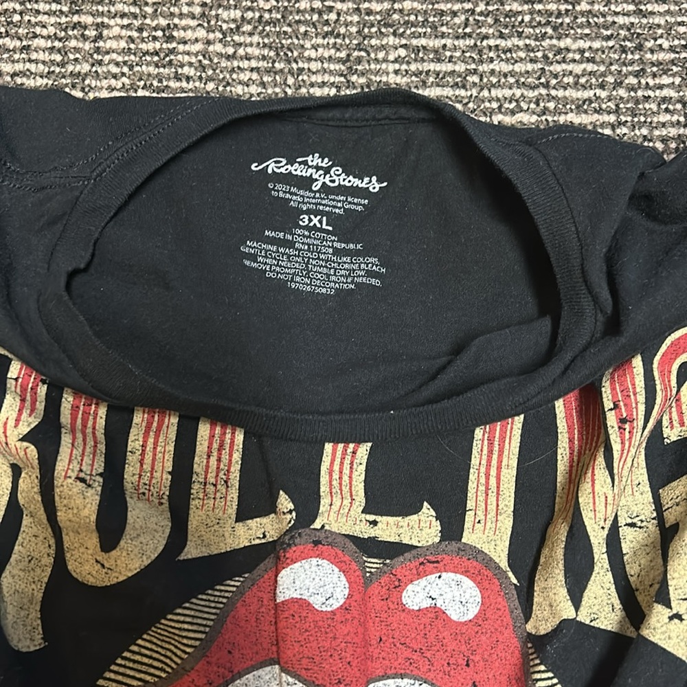 Rolling Stones tshirt - Picture 2 of 2